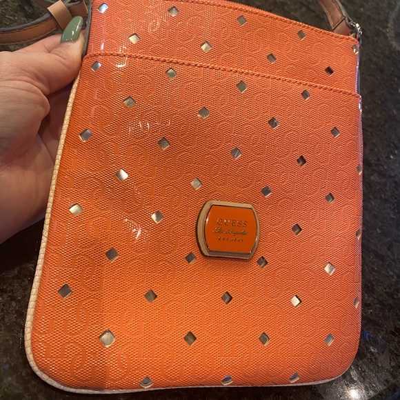 Guess Hula Girl Mirrored Crossbody Purse - Picture 7 of 9